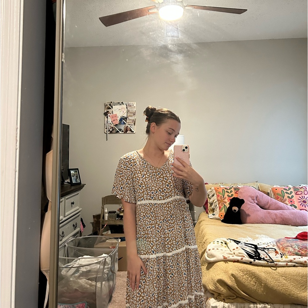 Boutique midi leopard print dress